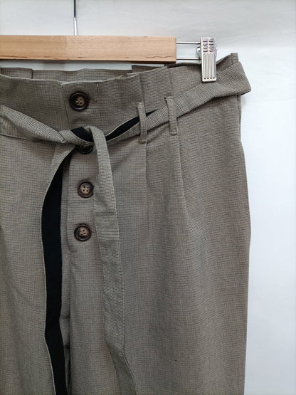 Paula.ZARA. Pantalón fluido pata de gallo T.m