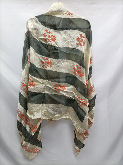 OTHERS. Striped scarf