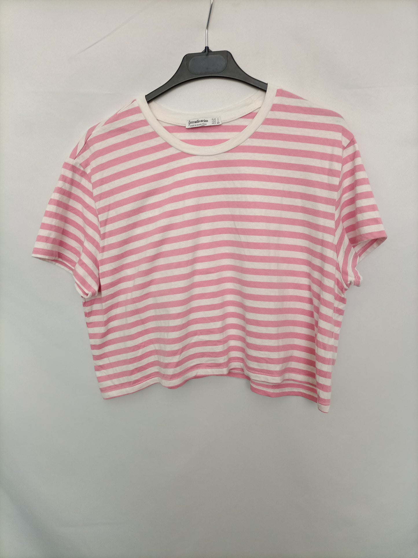 STRADIVARIUS. Camiseta rayas rosas T.l