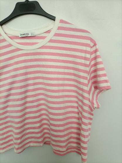 STRADIVARIUS. Camiseta rayas rosas T.l