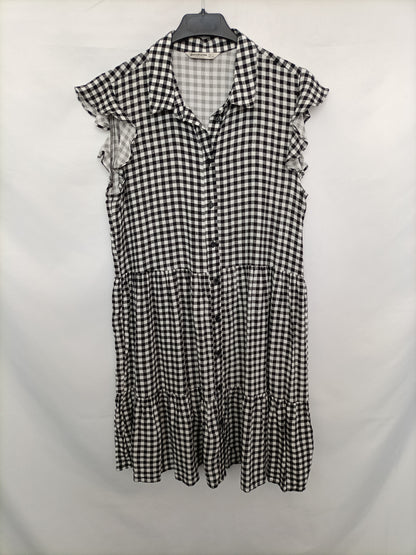 STRADIVARIUS. Vestido cuadros vichi  T.l