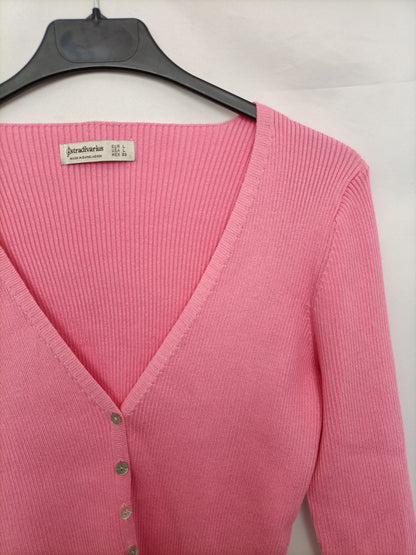 STRADIVARIUS. pink ribbed cardigan/top Tl