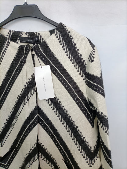 ZARA. Abrigo beige y negro  T.l