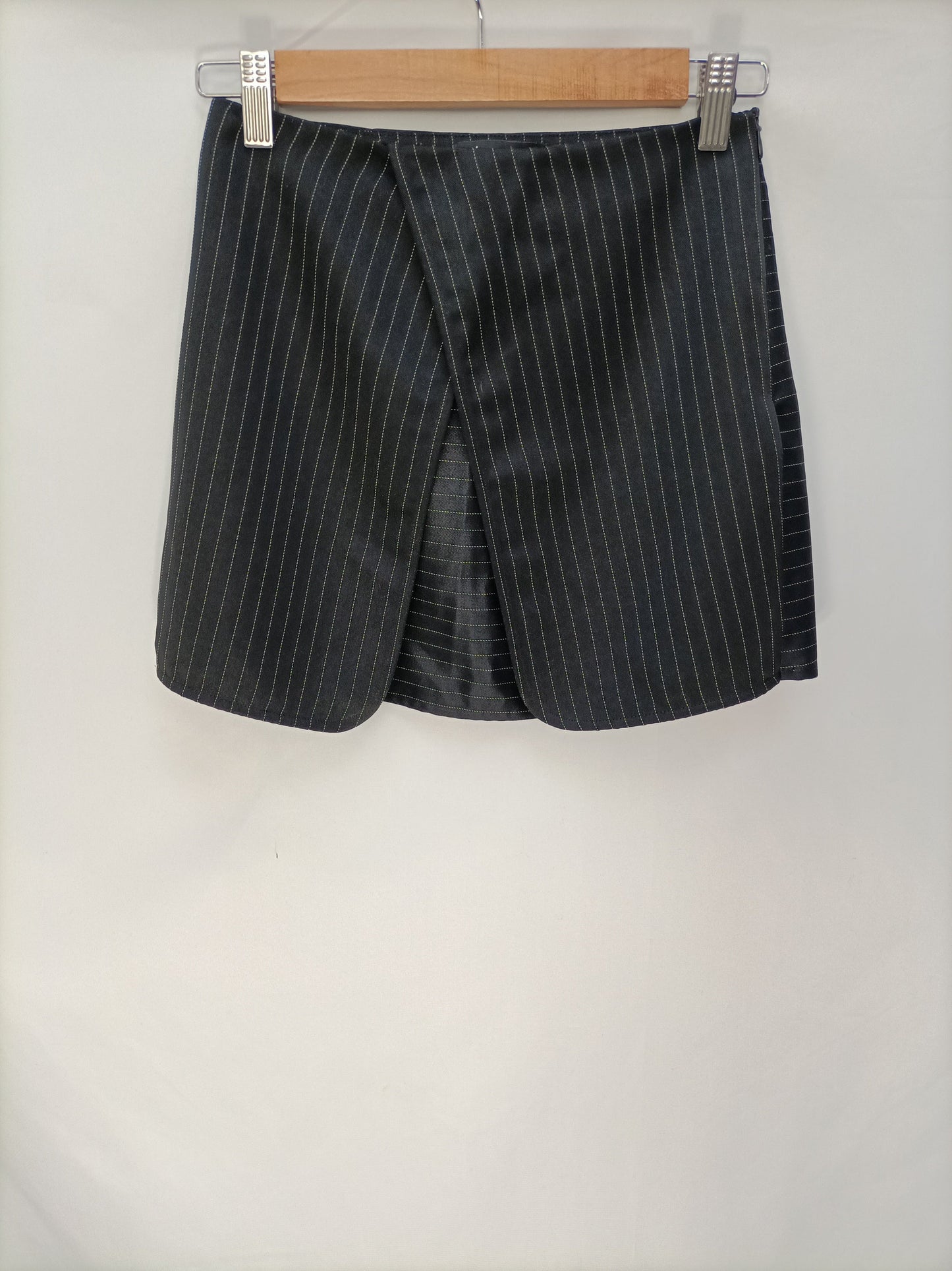 NASTY GAL. Falda mini rayas T.xs