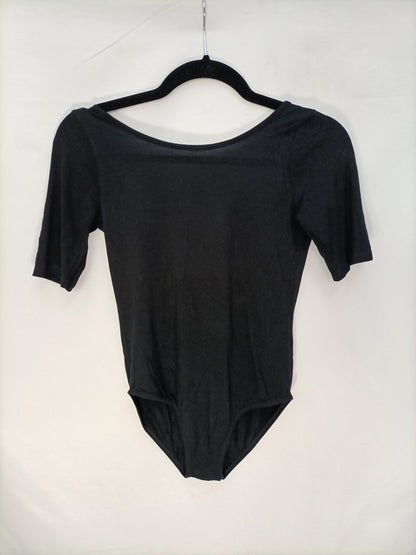 ASOS. Body negro básico T.34