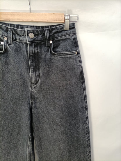 MANGO. Pantalón ancho gris T.34