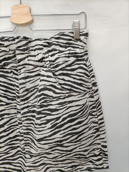 ZARA. Falda denim cebra T.l