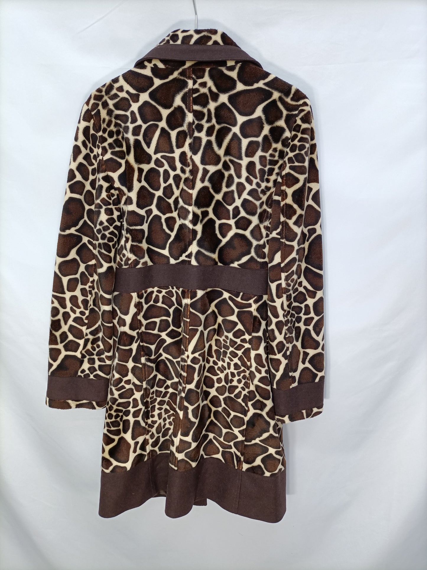 SELVATGI. Abrigo vaca T.38