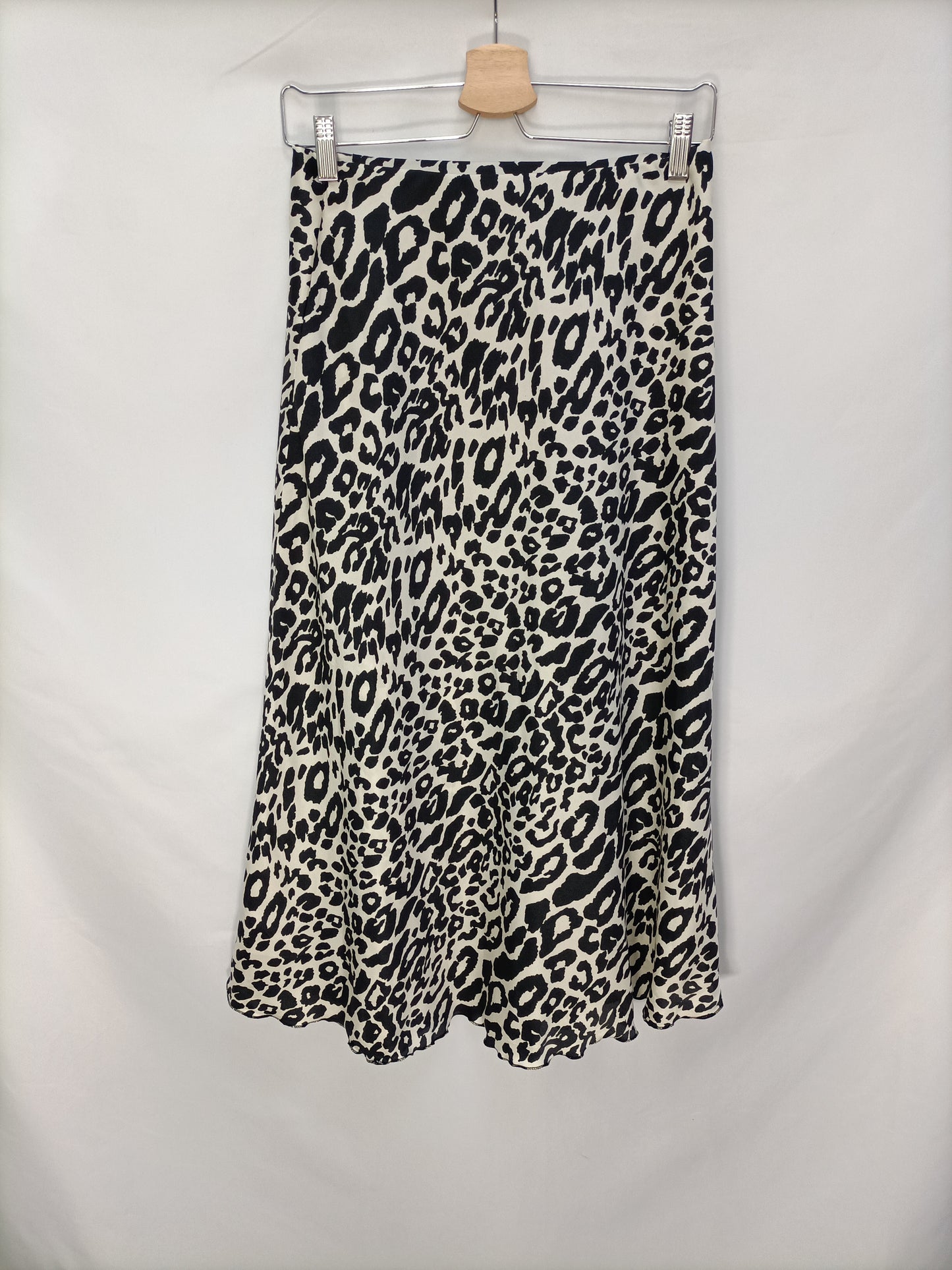 OTRAS. Falda midi animal print  T.U(m)
