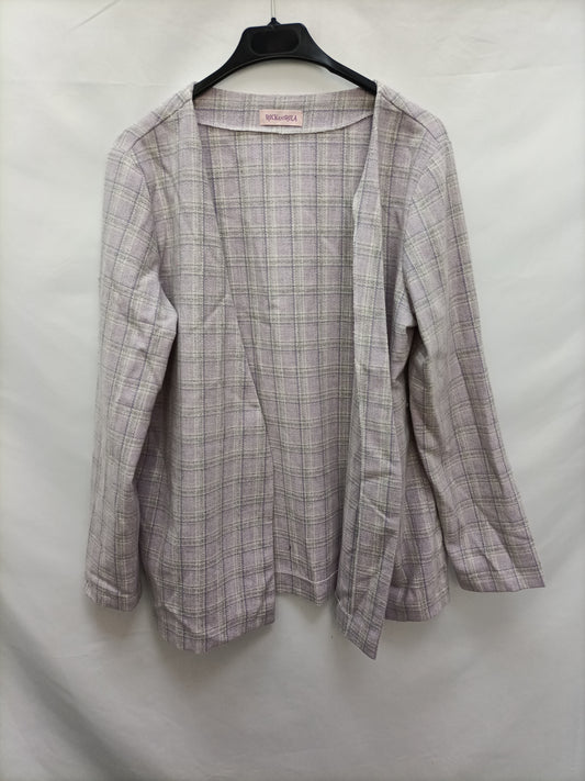 ROCK AND ROLLA. Checkered jacket