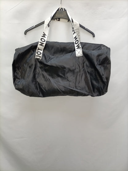 POETE. Bolsa negra deporte