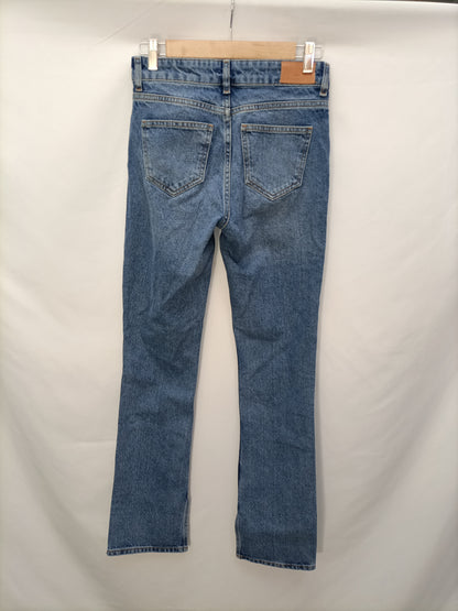 Mango. Pantalón vaquero apertura T.34