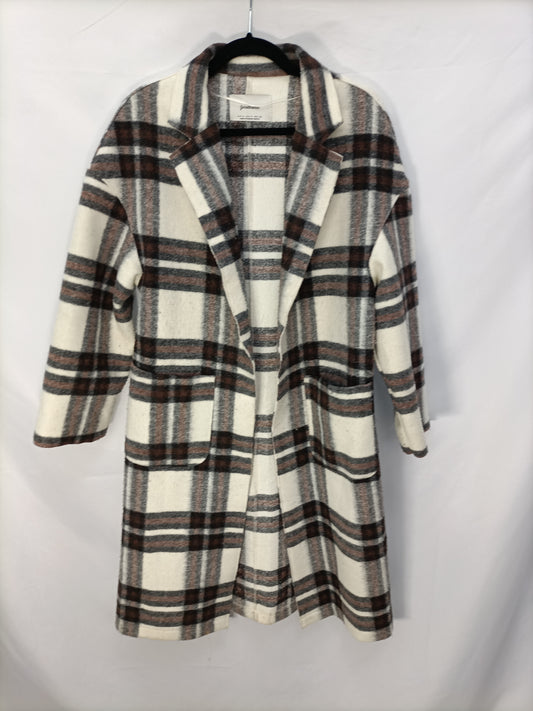 STRADIVARIUS. Abrigo largo cuadros T.s