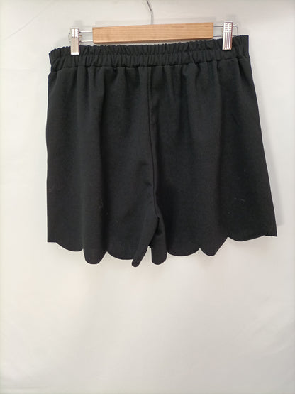 VALENTINA. Shorts negro elástico T.u(42)