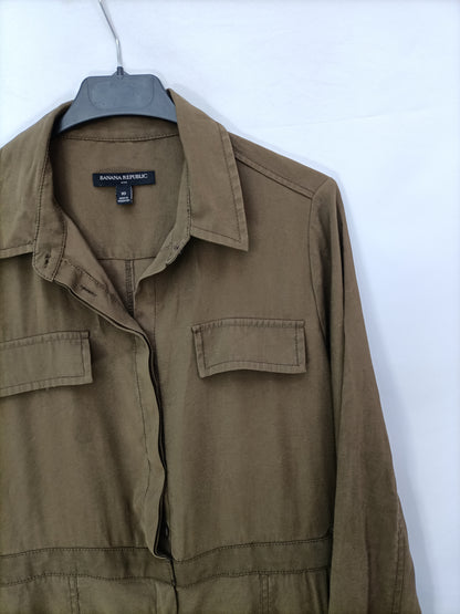 BANANA REPUBLIC. Mono verde fluido T.10(46)