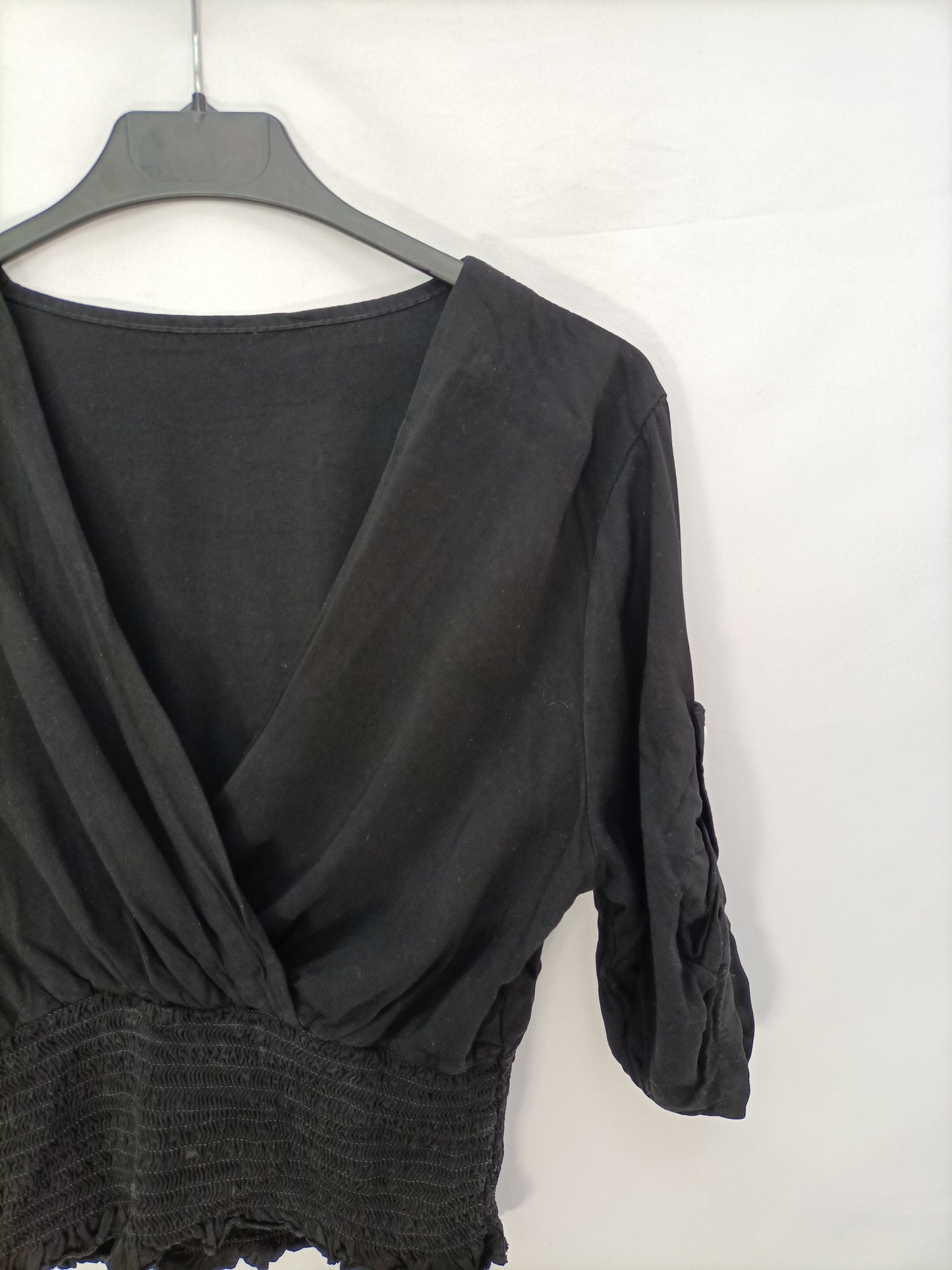 OTRAS. Top negro fruncido T.u(m)