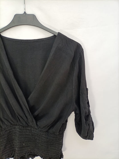 OTRAS. Top negro fruncido T.u(m)