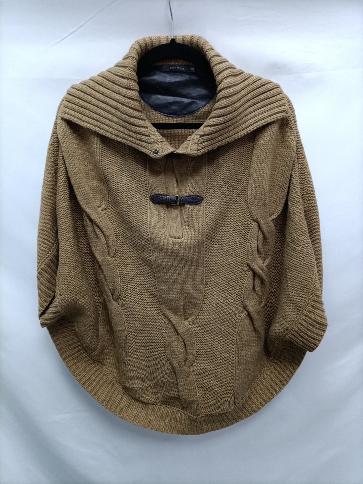 EASY WEAR. Poncho beige T.40