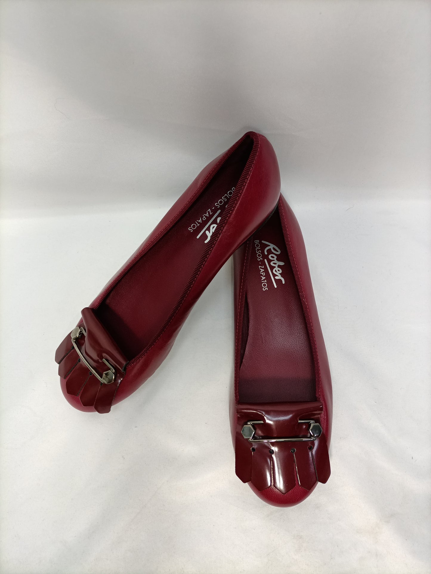 ROBER. Burgundy leather ballerina shoe size 39