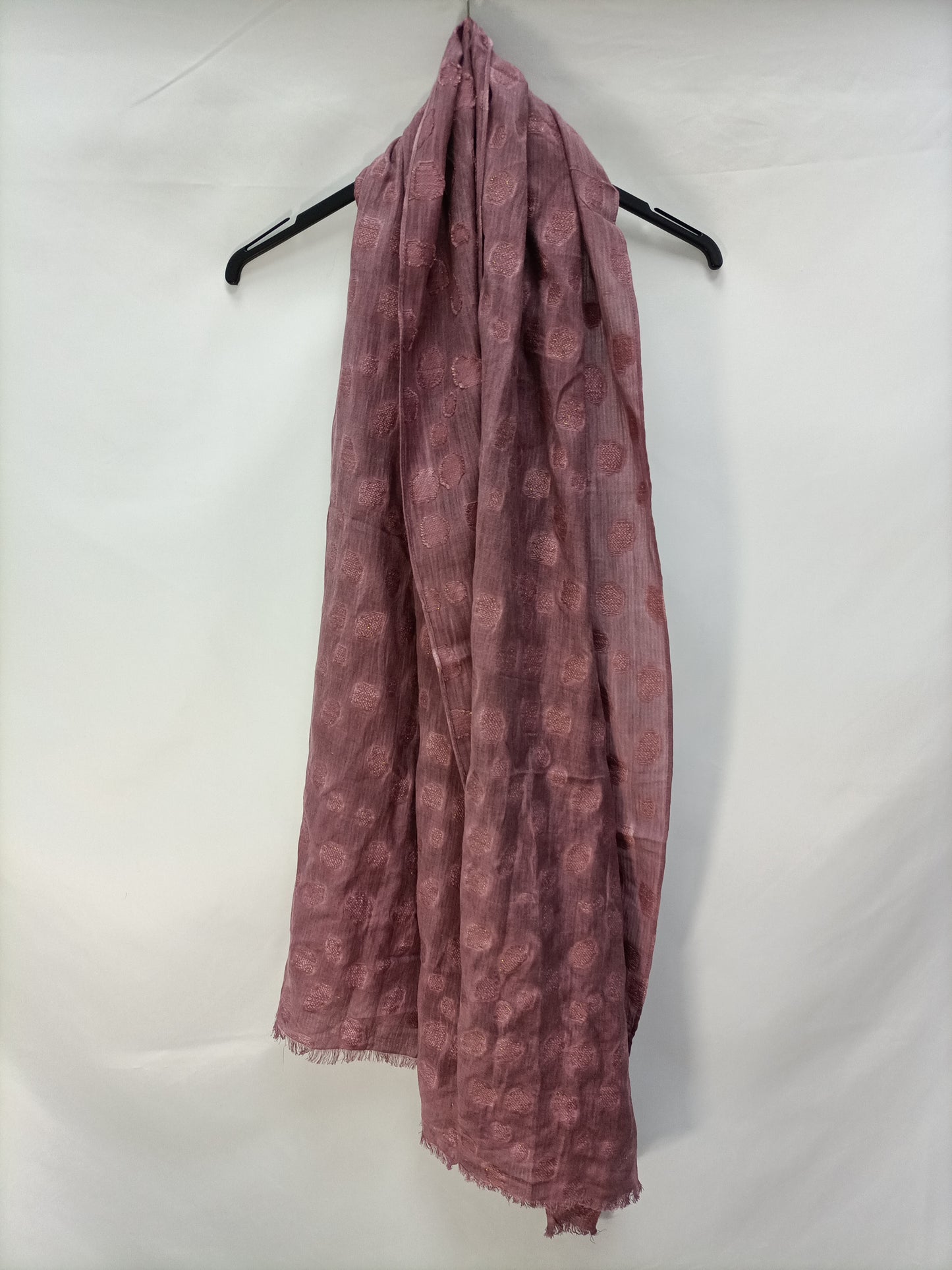 INTROPIA. Pink polka dot scarf.