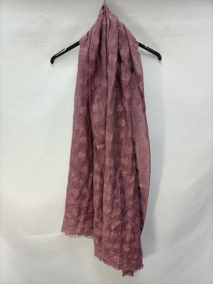 INTROPIA. Pink polka dot scarf.