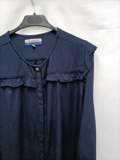 THE GOOSE. Blue blouse with ruffles Tl