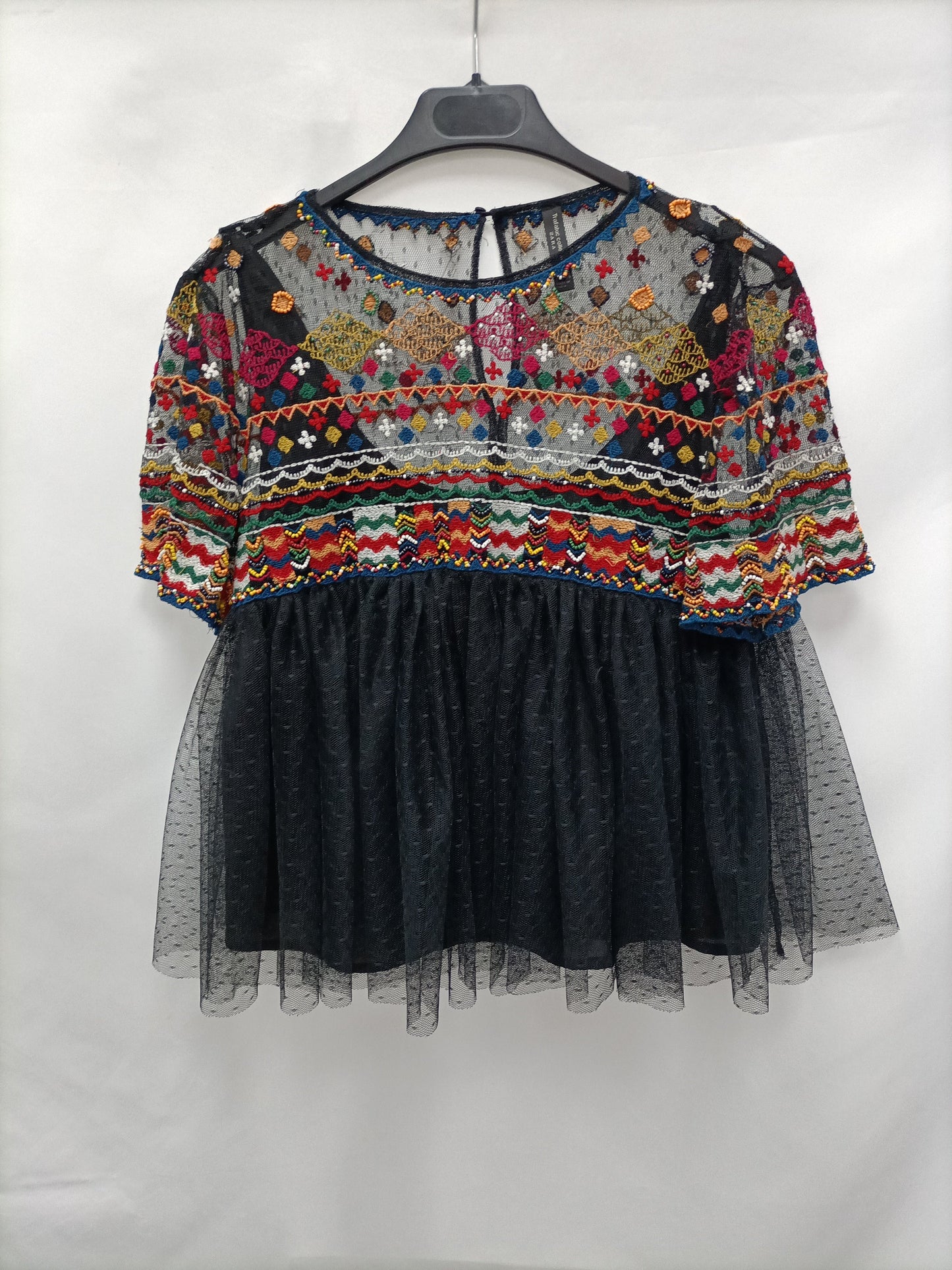 ZARA. Top tull bordado  T.xs