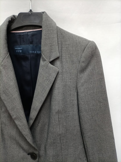 ZARA. Blazer gris entallada T.s