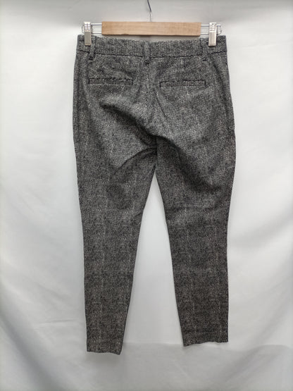 GAP. Black and white marbled chino Ts