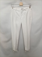 ZARA. Pantalón chino blancoT.34