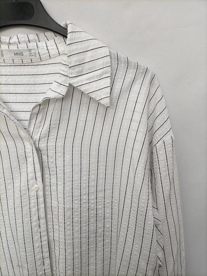 MANGO. Camisa blanca rayas T.s