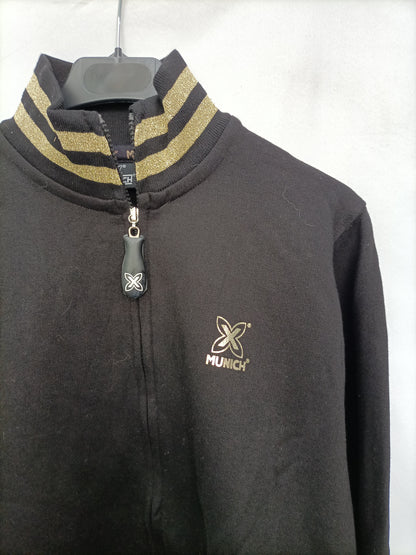MUNICH. Black zip-up sweatshirt (M)