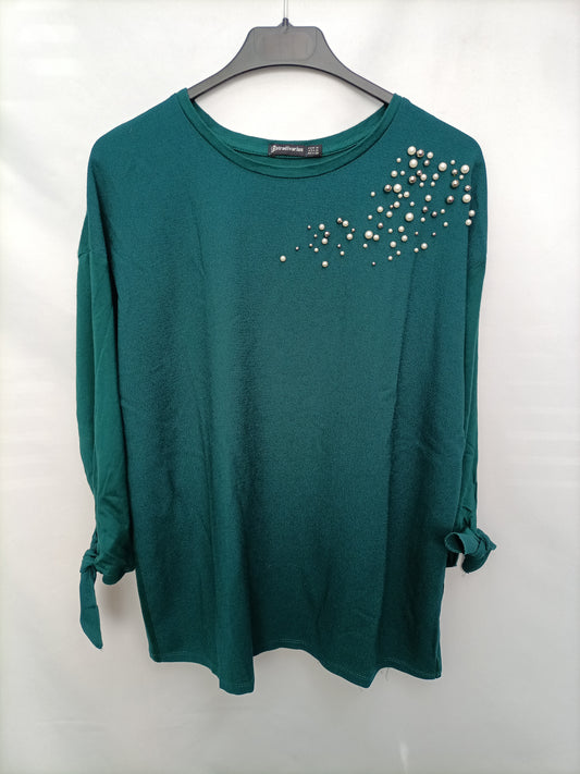 STRADIVARIUS. Camiseta verde perlas T.m