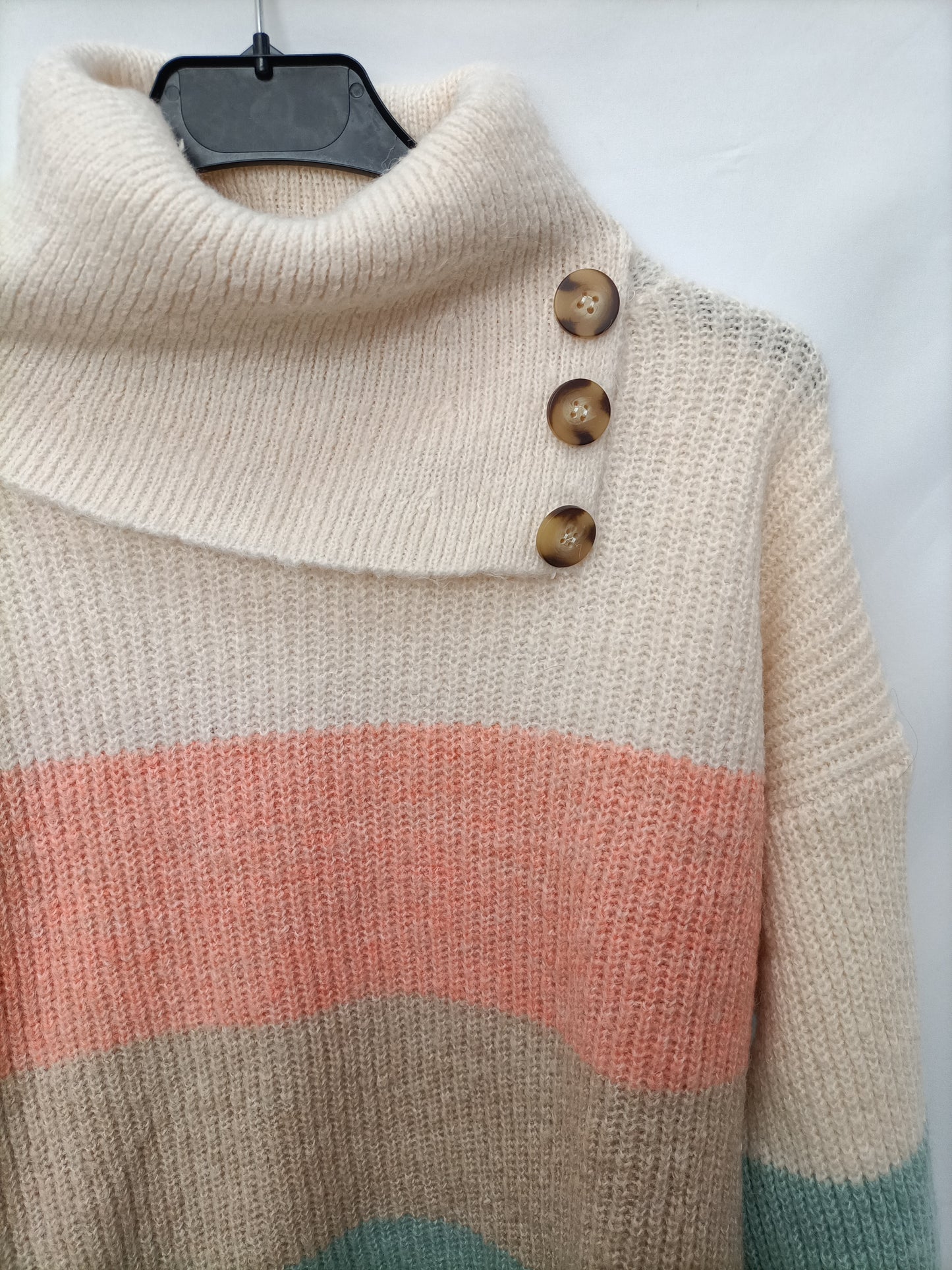 ONLY. Pastel striped jersey TM