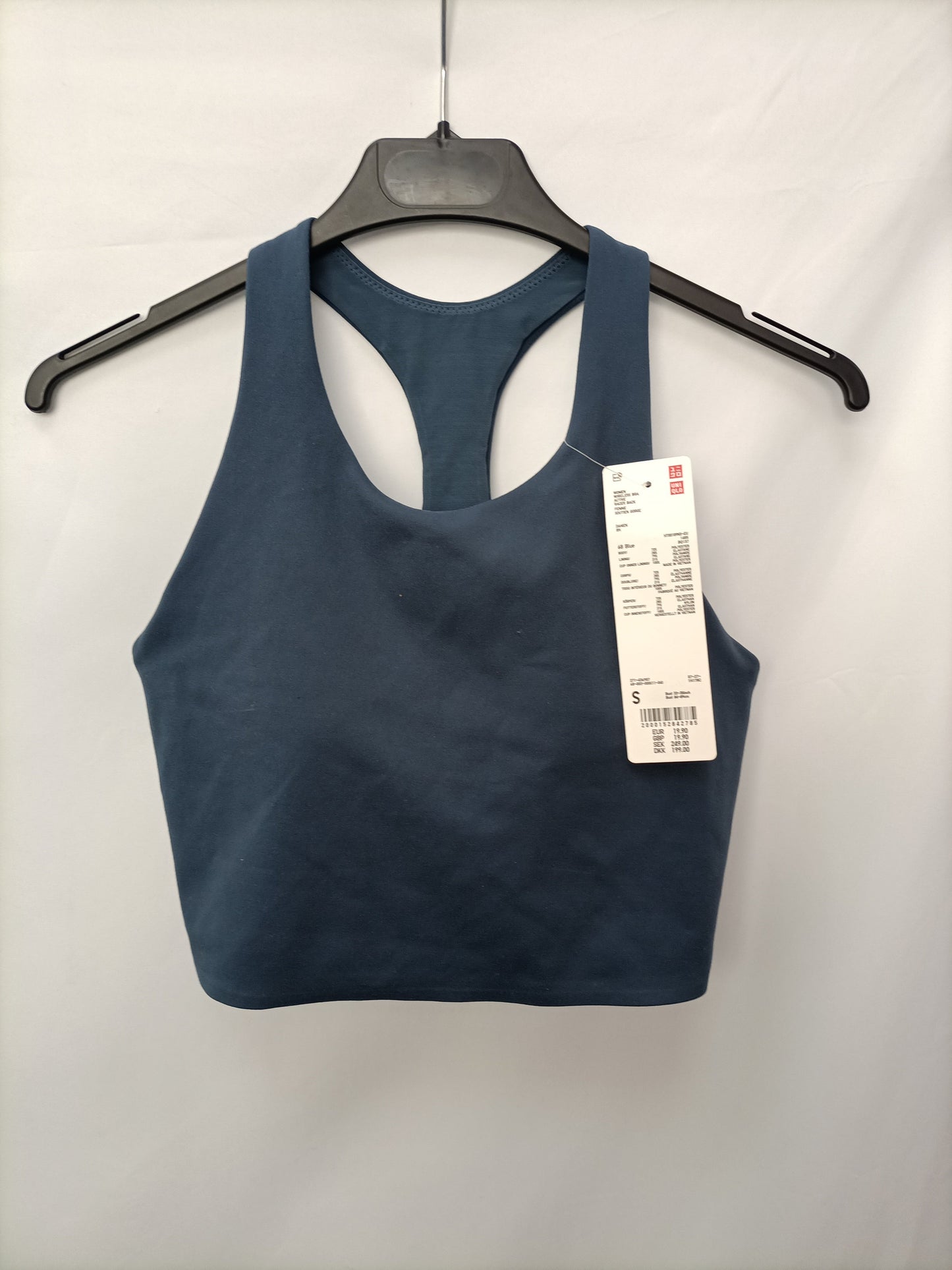 UNIQLO. Conjunto deportivo T.s