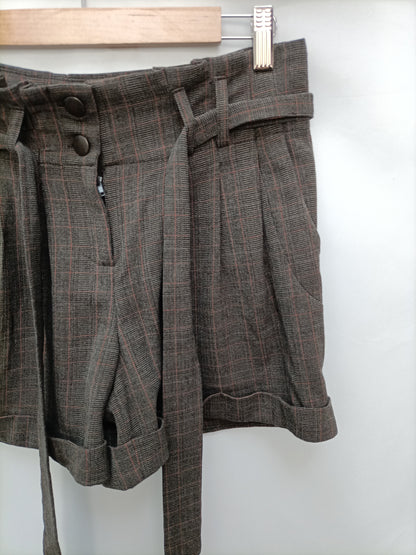 WILLOW&CLAI .Shorts cuadros gris T.38