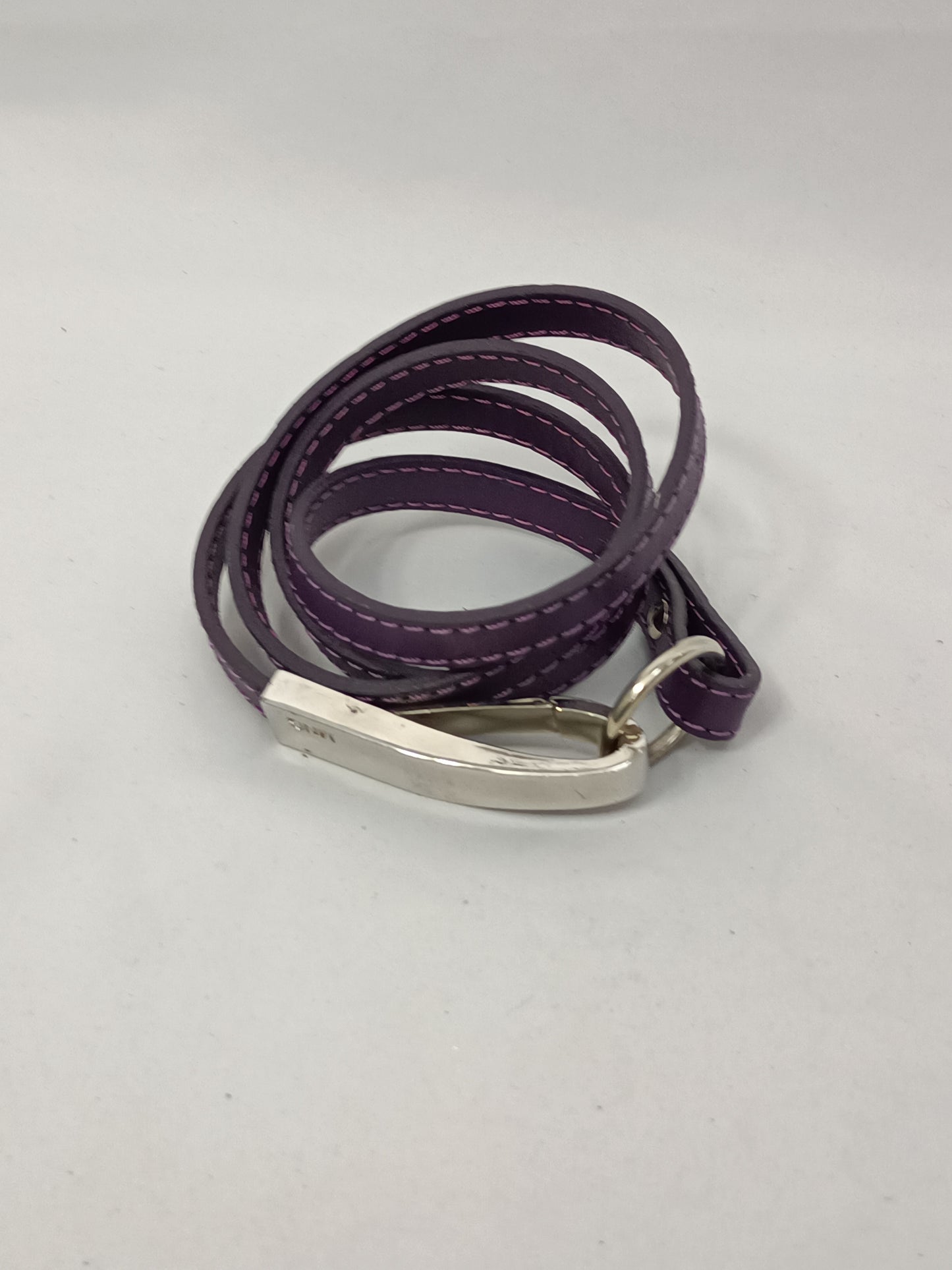 MANGO. Cinturón fino morado T.90