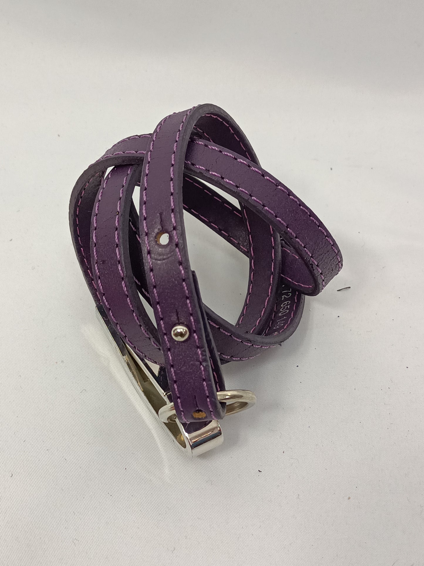 MANGO. Cinturón fino morado T.90