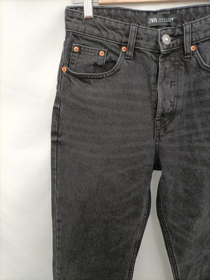 OTRAS. Pantalón negro denim T.36