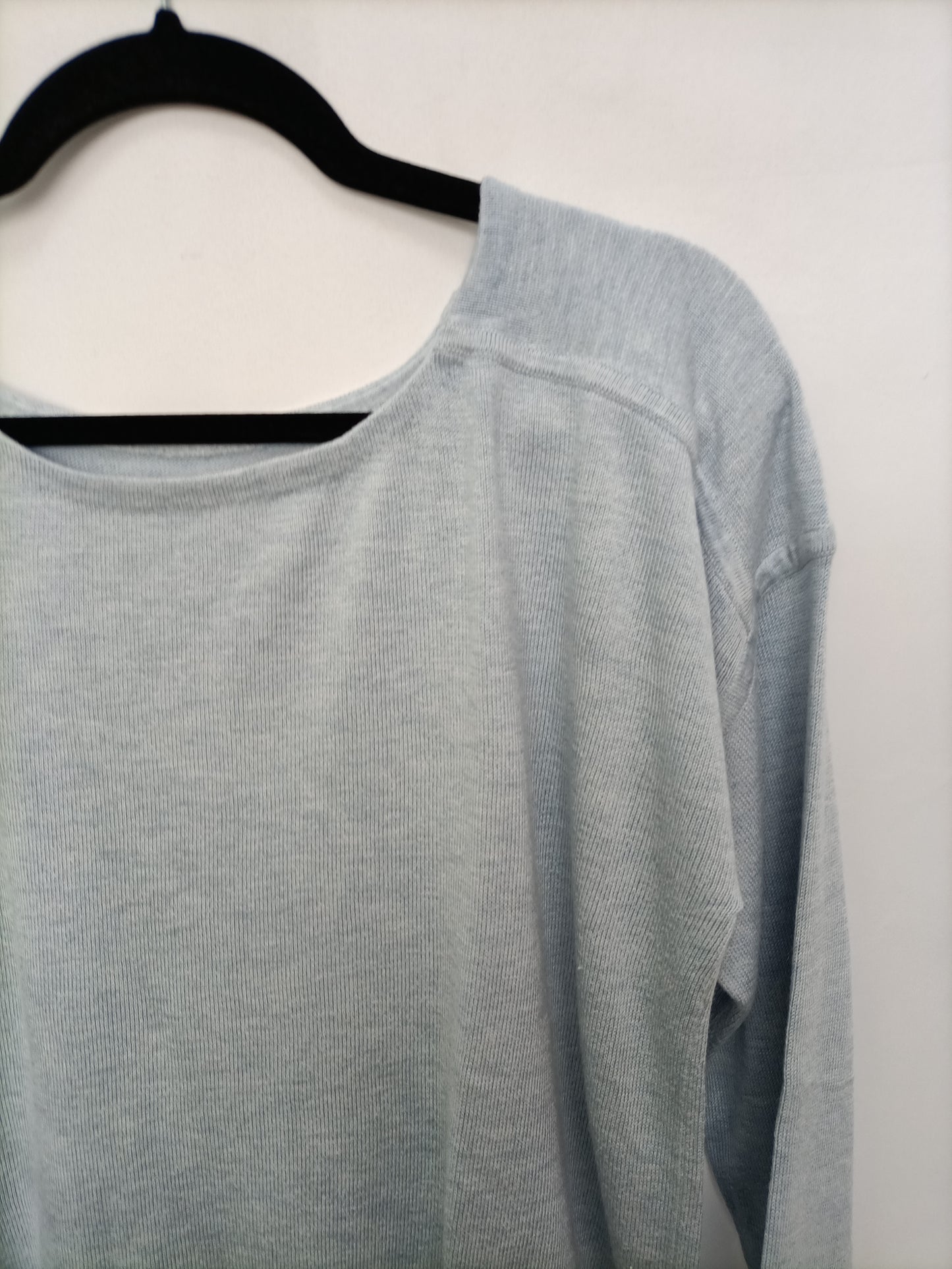 OTHERS. Flowy light blue sweater Tu (m)
