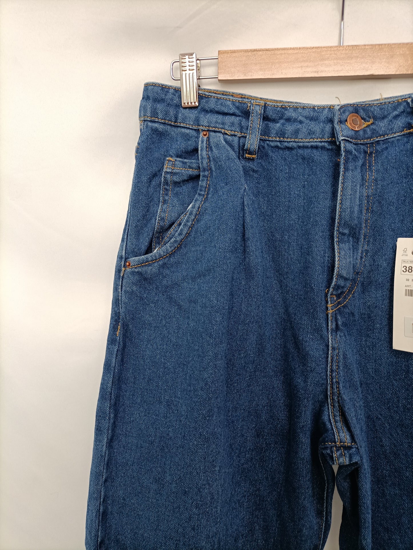 ZARA. Pantalón slouchy T.38
