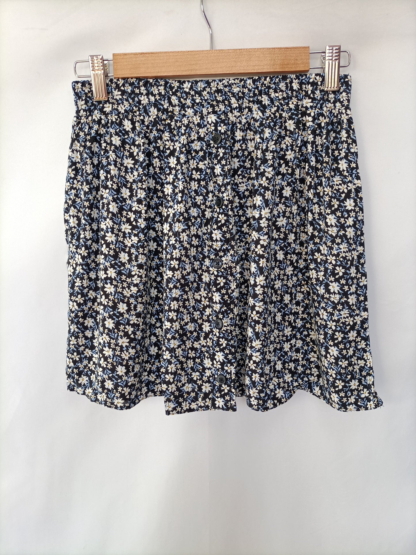 PRIMARK. Black floral skirt size 36