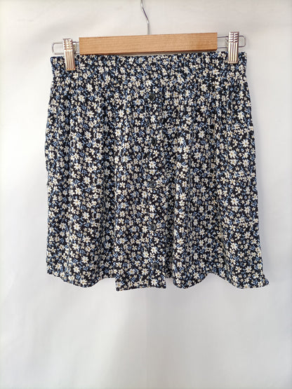 PRIMARK. Black floral skirt size 36
