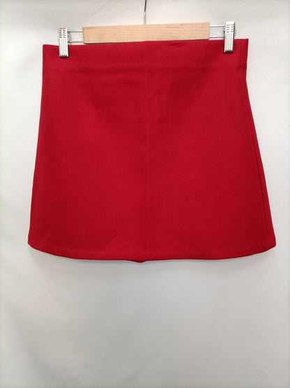 ZARA. Falda roja básica T.m