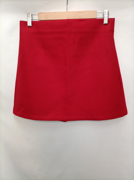 ZARA. Falda roja básica T.m
