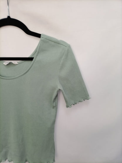 ONLY. Top verde canalé T.s