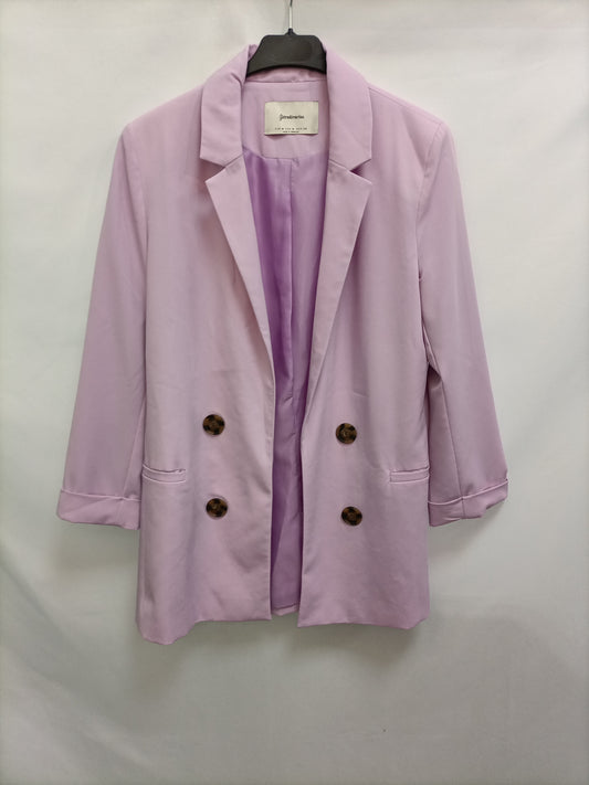 STRADIVARIUS. Blazer lila fluidaT.m