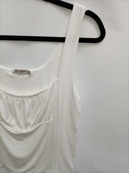 STRADIVARIUS. Top blanco escoteT.l