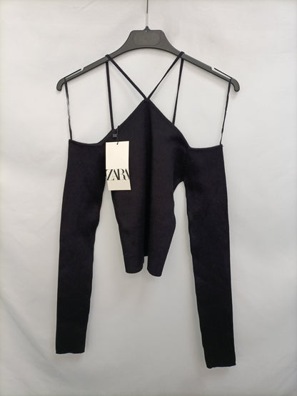 ZARA. Black ribbed top Tm