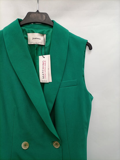 STRADIVARIUS. Short green dress/vest Tm